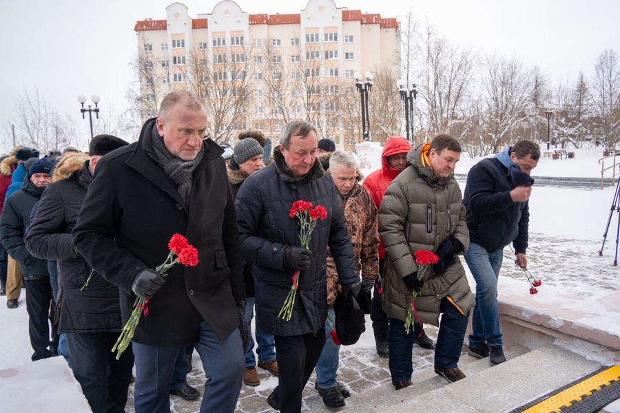 В Салехарде почтили память воинов-интернационалистов